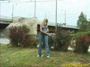 Peeing next the road 13/16