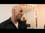 Burlesque dancer fucks her fan - brazzers 3/16