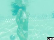 Girl With Amazing Body Gives A Sexy Stripteas 13/16