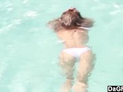 Girl With Amazing Body Gives A Sexy Stripteas 4/16