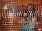 Taylor Vixon 70's sluts finger each other 2/16