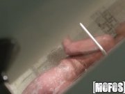 Mofos - Hot babe Savanna Paige needs a lift 4/16