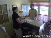 Wicked - Hot couple gets filmed in the hotel 2/16