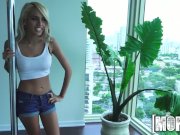 Mofos - Janice Griffith loves her new pole 7/16