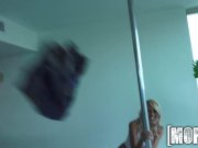 Mofos - Janice Griffith loves her new pole 9/16