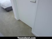 Quick Morning Fuck With Her Step-Brother 1/16