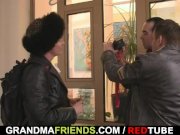 They film threesome with granny 2/16