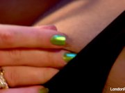 London Keyes and Nika Noire fuck on a mirror 3/16