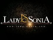 Lady Sonia black guy massage happy ending  16/16
