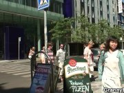 He knows how to play granny games 3/16