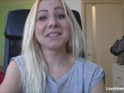 Beautiful smile of the prettiest amateur blonde ever 2/16