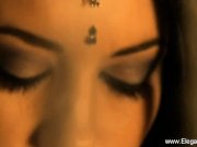 Brunette Bollywood Dancer Babe 13/16