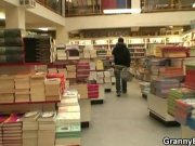 He picks up busty bookworm mature woman 1/16