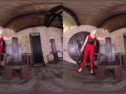 Angel Wicky shows her amazing boobs 1/16