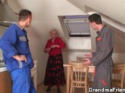 Old grandma spreads legs for two cocks 10/16