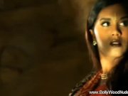 She Wants To Be Loved