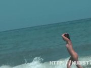 Sexy beach nudist babes 10/16