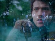 Queen Of Thrones: Part 1 (A XXX Parody) - Brazzers 2/16