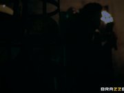 Queen Of Thrones: Part 2 (A XXX Parody) - Brazzers 1/16