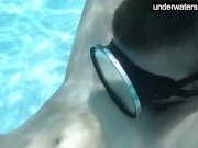 Candy being licked underwater 14/16