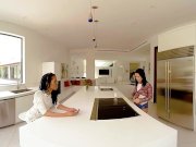 VR Porn - Two Lesbian Roommates Finally Make Out 4/16