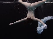 Redhead beauty in the white dress 12/16