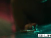 Jezebelle Bond toys her pussy in a hotel room 16/16