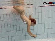 Bouncing boobs underwater 1/16