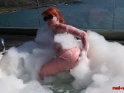 Red's sizzling sun drenched finger fuck 4/16