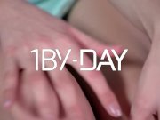 Glamour Babe Abril Gerald Masturbates for you with Vibrator 2/16