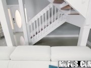 Mofos - Big Titty Ebony Chick Brittney White Takes Cock 4/16