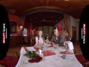 RealityLovers - My bushy Valentine Surprise VR 5/16