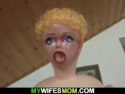 Older mother girlfriend helps him cum 7/16