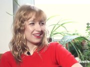 Natalia Shows us how she cums - ersties 3/16