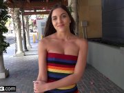 Jessa Blue is on her knees an moaning in the stairwell 5/16