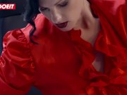 Naughty Secretary Seduces And Fucks Her Co-worker #LETSDOEIT 2/16