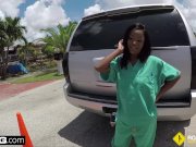 Roadside - Stacy gives her mechanic a blowjob in public 5/16