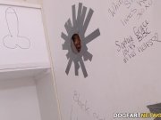 Ebony Kinsley Karter Does Everything For Gloryhole Sex 7/16