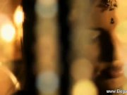 Bollywood Babe Shows Off her Body 10/16