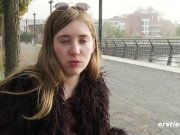 Lara genießt es, eins mit der Natur zu sein 12/16