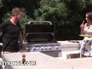 Slutty Party planer Ashly Anderson gets a BIG TIP as a bonus - Reality King 5/16