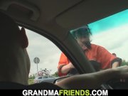 Old blonde woman double penetration in the fields 5/16