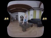 Feel Her Piss In This Virtual Reality Pee Scene 4/16