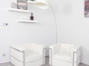 Sexy babe obeys old photographer who tells her to undress 1/16