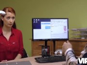 VIP4K. La rousse Isabella Lui avec des enormes sirenes a des relations 4/16