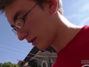 HUNT4K. La encantadora morena Madelina Dee le pregunta 3/16