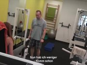 HUNT4K. Bargeld aus der Tasche des Jägers ist hübsch genug, um Linda Sweet 1/16