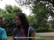 HUNT4K. Nice Liliane rend service à un étranger et est payée 5/16