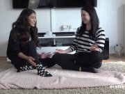 Intimate Moments mit Kim und Emma 9/16