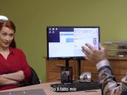 LOAN4K. Isabella dà la sua vagina rasata per scopare per ottenere un grosso 3/16